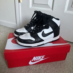 Panda Nike Dunks With Box